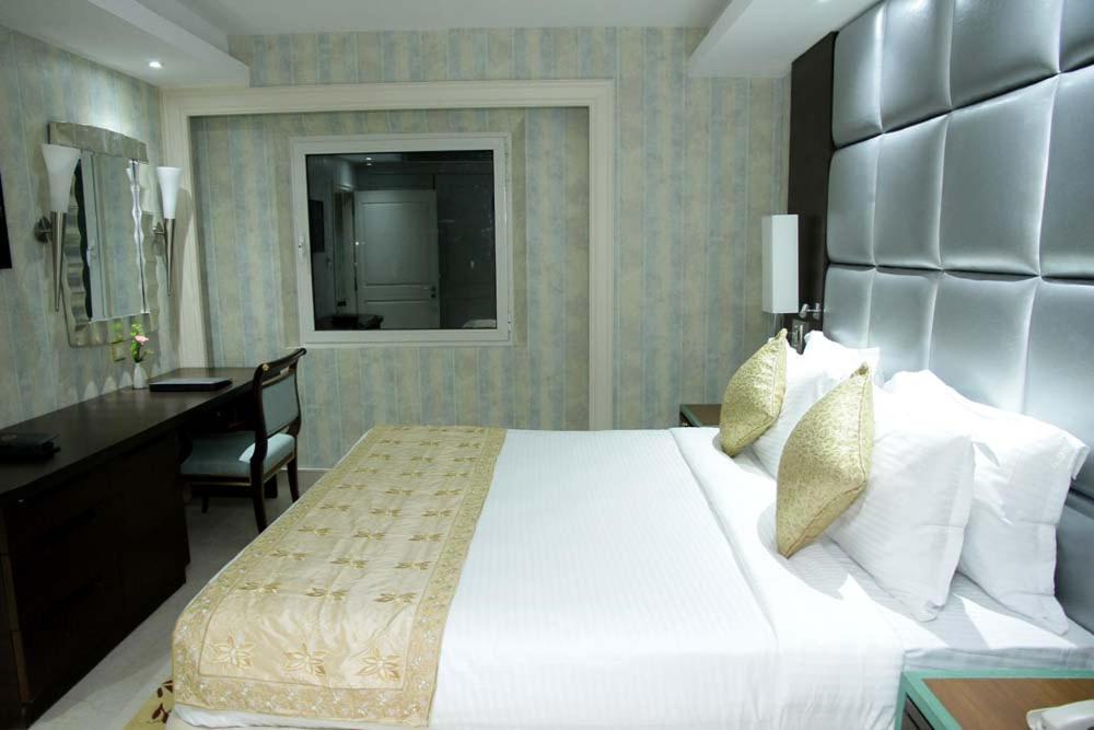 De Sovrani Hotel Kolkata Luaran gambar