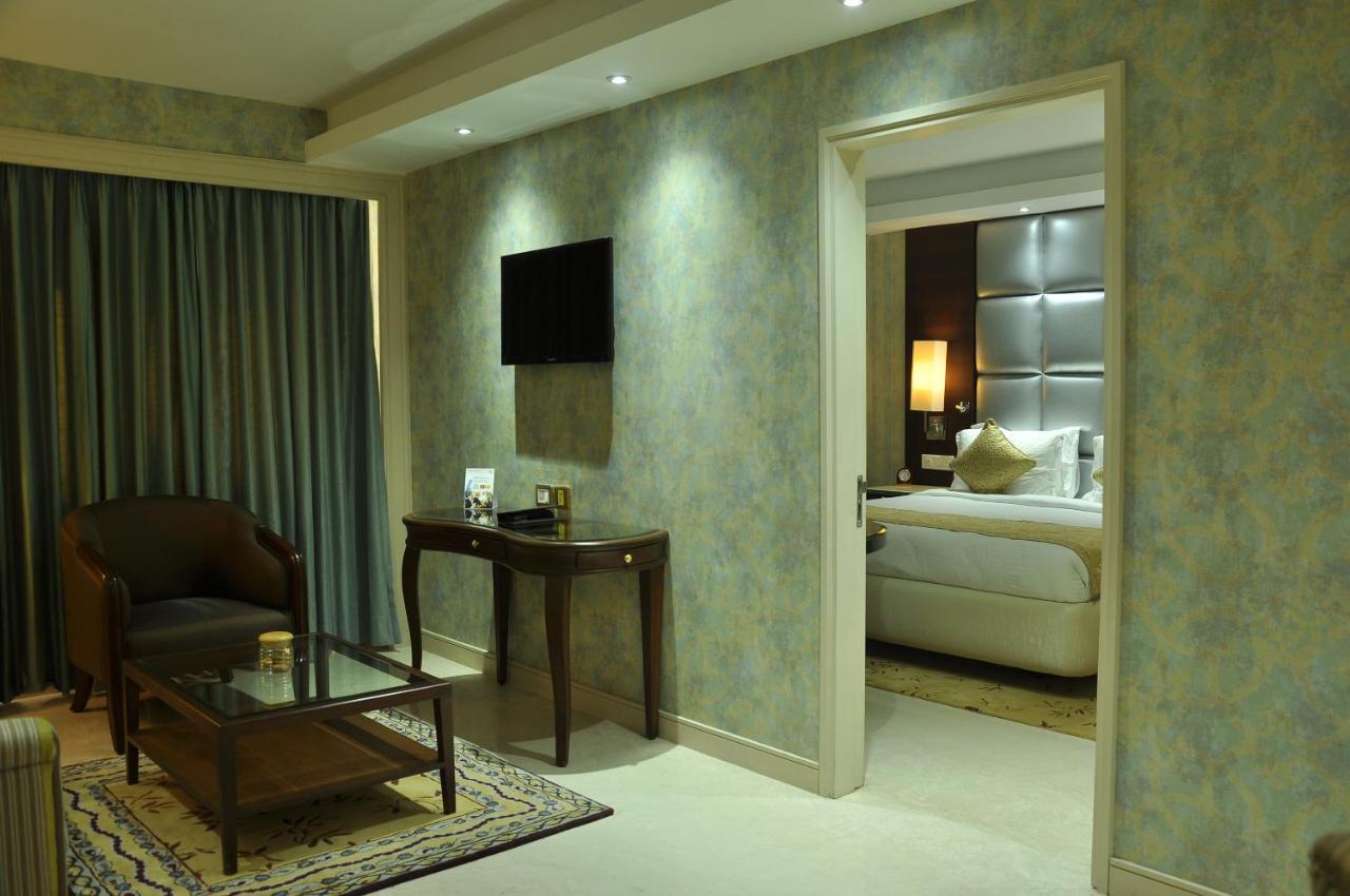 De Sovrani Hotel Kolkata Luaran gambar
