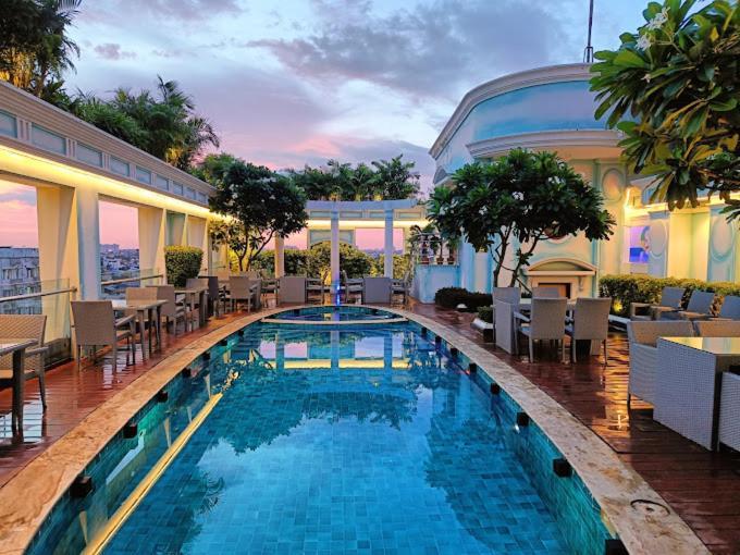 De Sovrani Hotel Kolkata Luaran gambar