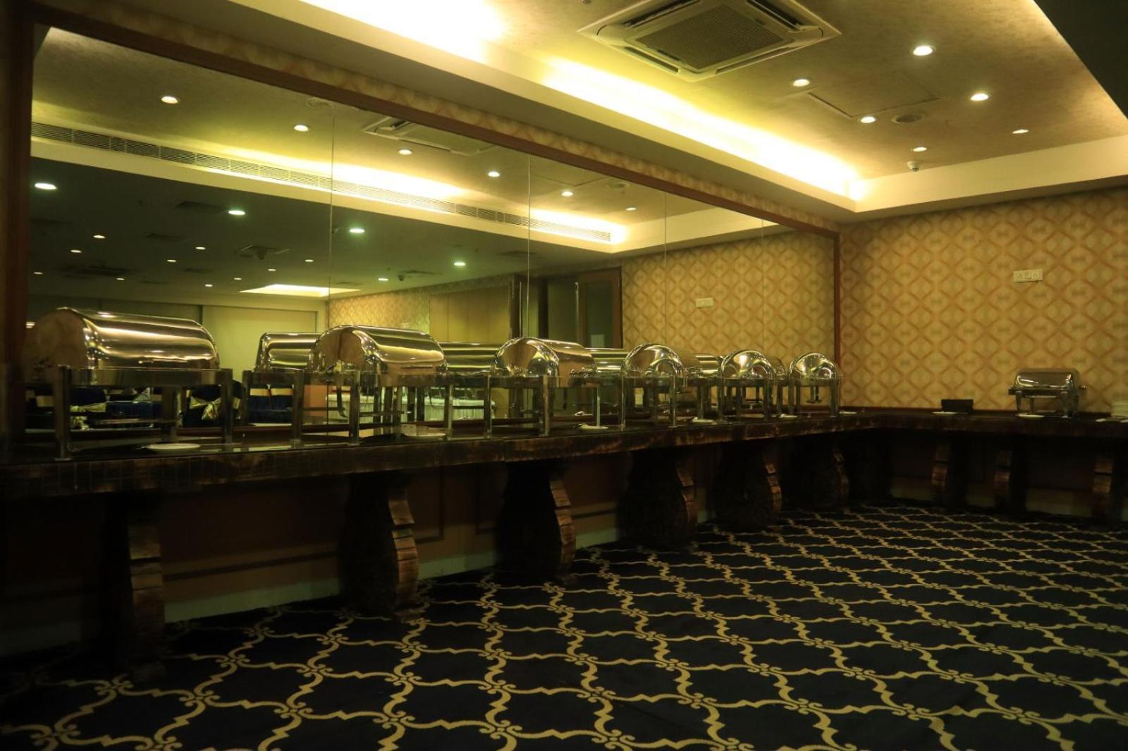 De Sovrani Hotel Kolkata Luaran gambar